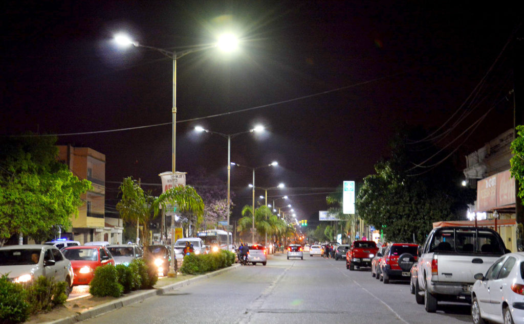 Las avenidas Belgrano y Besares cuentan con iluminación LED