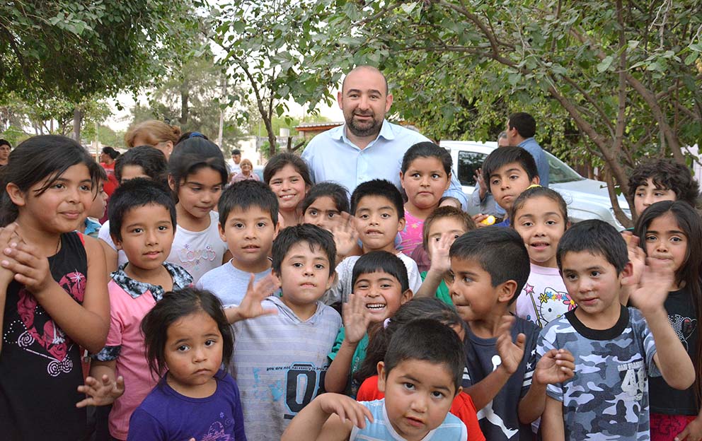 El intendente destacó el servicio de los merenderos y comedores barriales