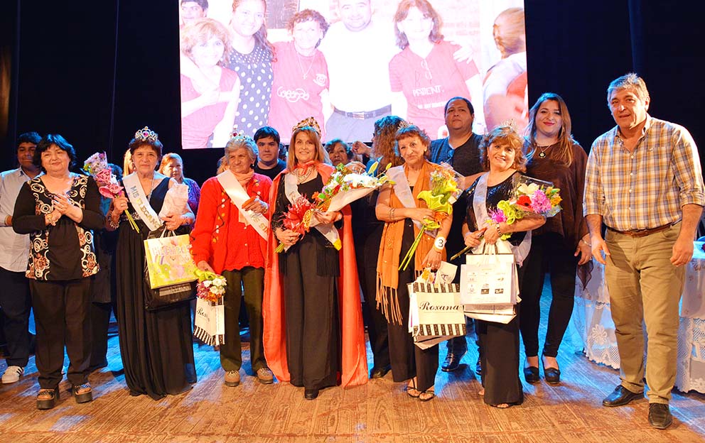 Teresa Herrera fue elegida como Reina de la Tercera Edad bandeña Teresa Herrera fue elegida como Reina de la Tercera Edad bandeña