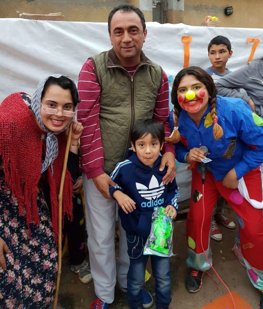 Regalos, juegos y sorpresas para los chicos de Estación Simbolar Regalos, juegos y sorpresas para los chicos de Estación Simbolar