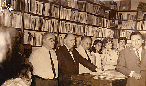 Librería Dimensión cumple 60 años al servicio de la cultura de Santiago Librería Dimensión cumple 60 años al servicio de la cultura de Santiago