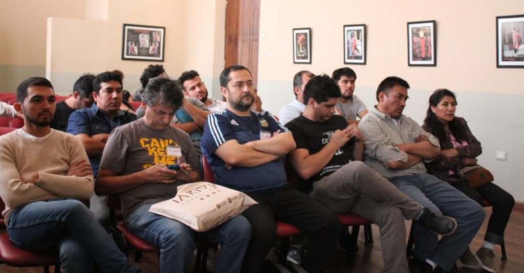 Luthiers santiagueños muestran su arte en La Rioja Luthiers santiagueños muestran su arte en La Rioja