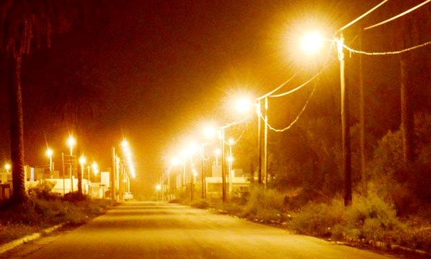 El plan de Reconversión Lumínica avanza con la ampliación de la red en la calle Rebottaro