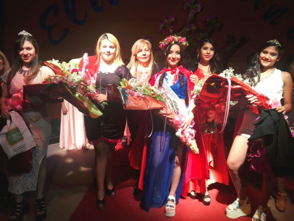 Julieta Luna fue coronada reina de la primavera de Clodomira ante una multitud Julieta Luna fue coronada reina de la primavera de Clodomira ante una multitud