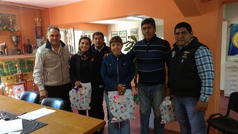 Homenajearon a empleadas del IPVU en el Día de la Madre Homenajearon a empleadas del IPVU en el Día de la Madre
