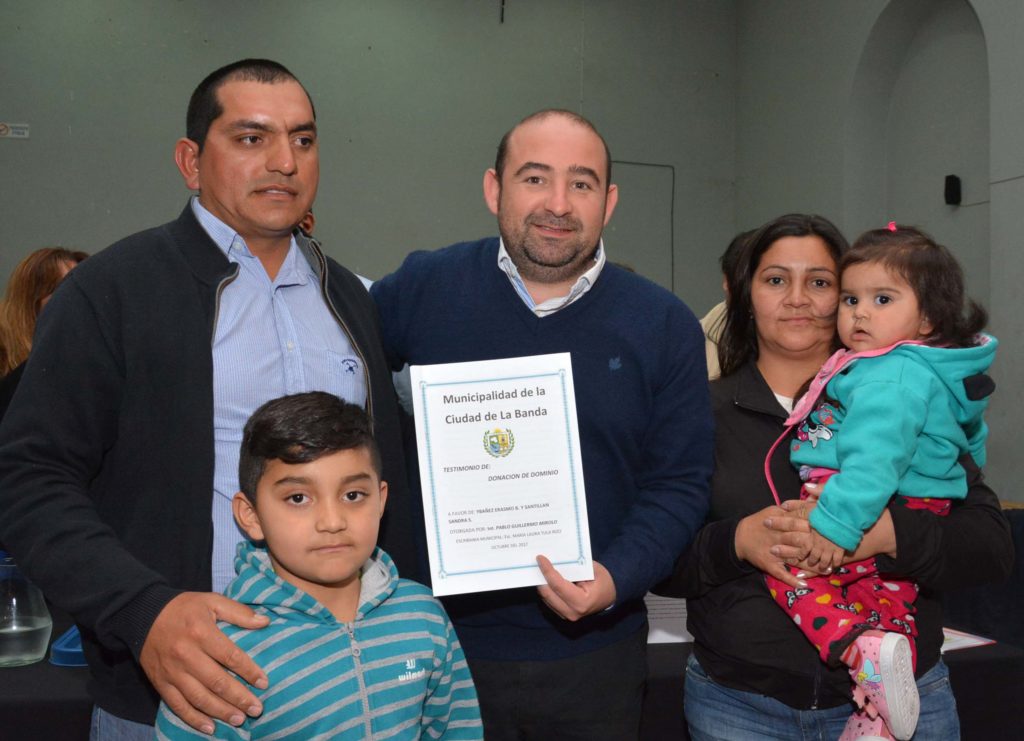Realizan relevamientos para regularizar la situación de los terrenos en la ciudad Realizan relevamientos para regularizar la situación de los terrenos en la ciudad