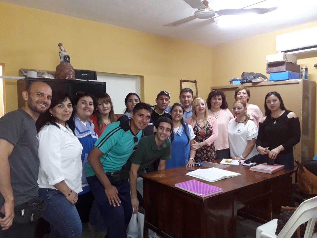 Titularizan a docentes municipales de áreas especiales
