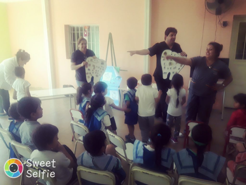 Dictaron charla sobre salud bucal en el jardín “Mi Pequeño Mundo”