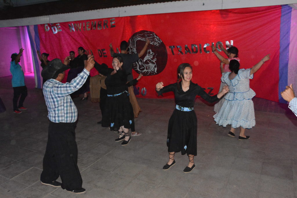La Banda celebró el Día de la Tradición con una gran muestra artística