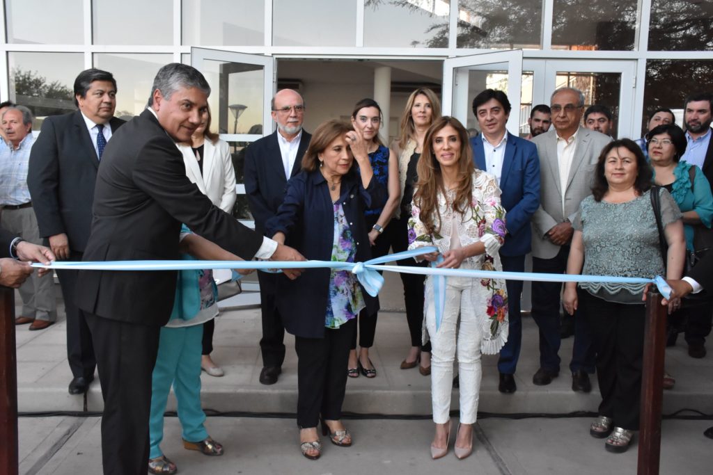 Se inauguró el Jardín Botanico, un moderno espacio académico y turístico en Santiago
