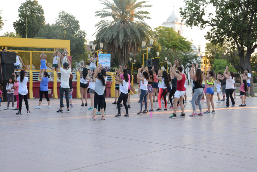 Domingo a puro ritmo en la plaza Belgrano Domingo a puro ritmo en la plaza Belgrano