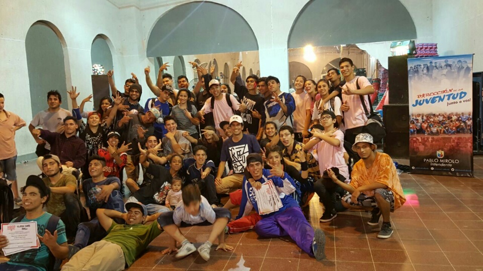 Bailarines de Hip Hop de todo el país se reunieron en el Gimnasio Municipal