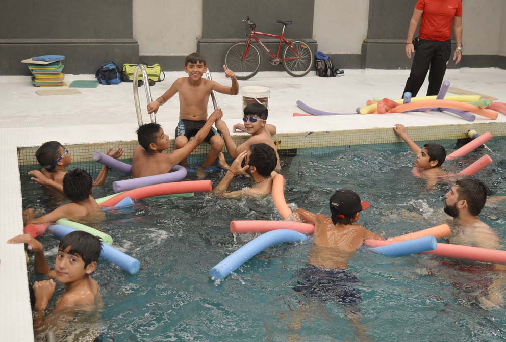 La Escuela de Natación informó horarios de sus clases La Escuela de Natación informó horarios de sus clases