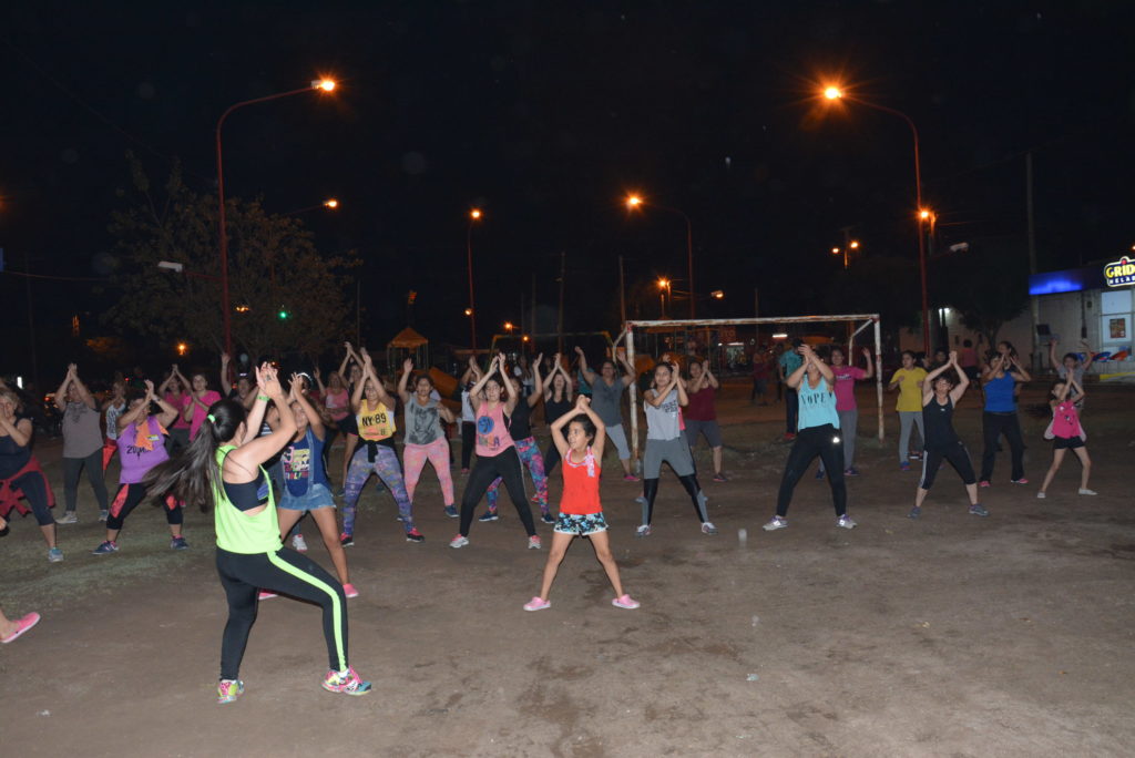 Exitoso inicio de las clases gratuitas de gimnasia y ritmos musicales Exitoso inicio de las clases gratuitas de gimnasia y ritmos musicales