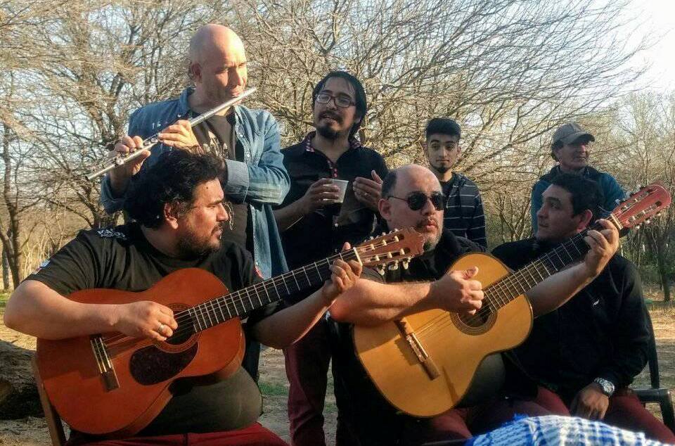 Los Lagos vivirá un “Domingo Santiagueño” con grandes figuras