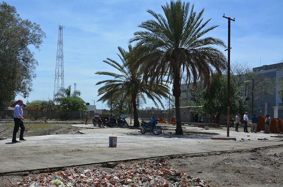 La plaza Mauricio Rojas, un lugar destinado a la educación, cultura y artesanías
