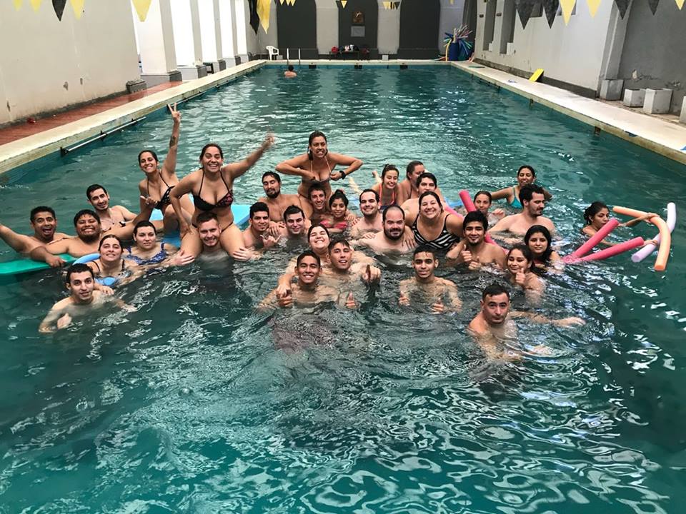 Jóvenes sordos de todo el país participaron de un encuentro en el Polideportivo bandeño Jóvenes sordos de todo el país participaron de un encuentro en el Polideportivo bandeño