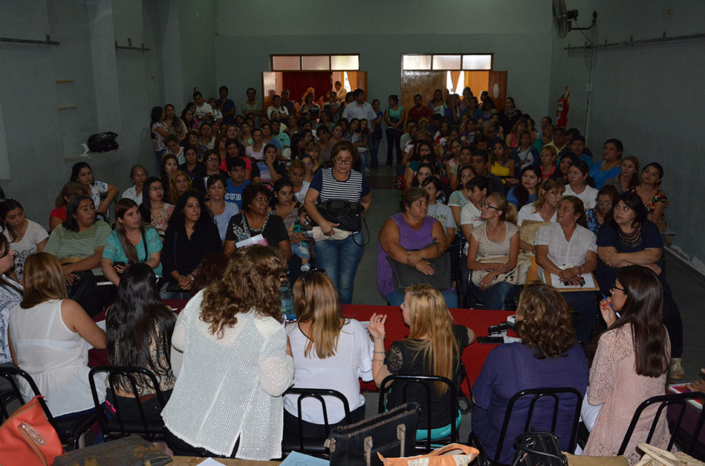Más de 300 docentes participaron de la opción de cargos para la Escuela Primaria Municipal