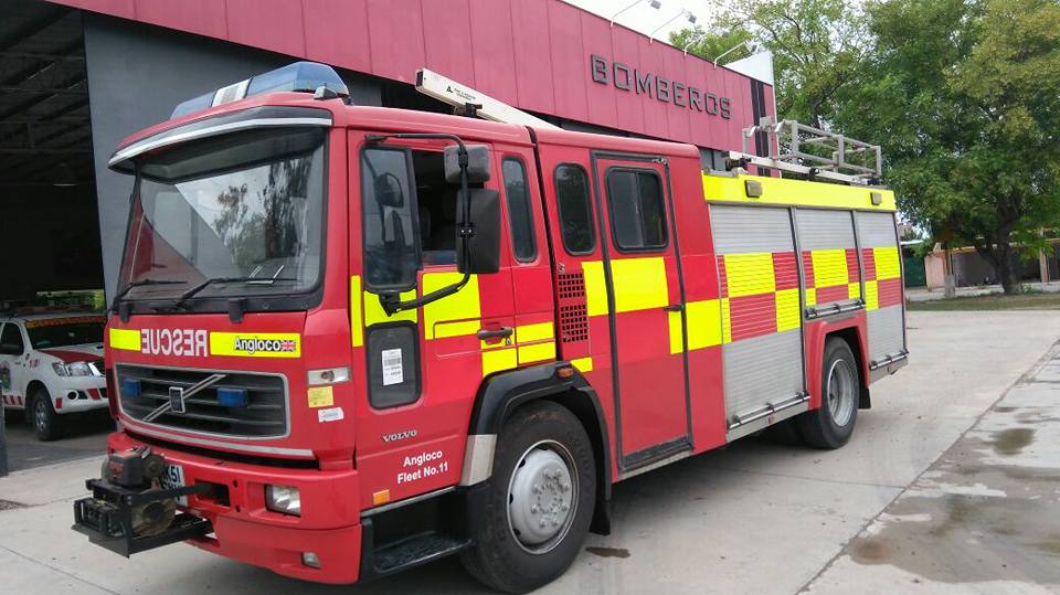 Bomberos de Las Termas adquirieron una autobomba de Inglaterra