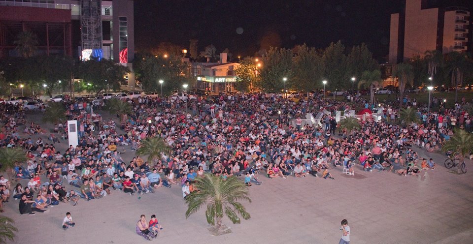 Noche de animé: Furor por Dragon Ball en el Fórum