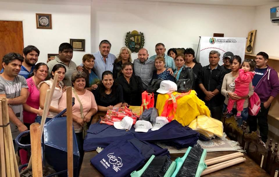 Brigadistas recibieron indumentaria y herramientas para reforzar sus trabajos