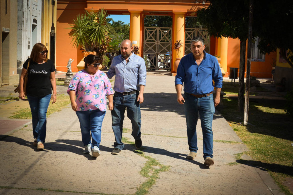 Mirolo supervisó las obras que se realizan en el cementerio La Misericordia