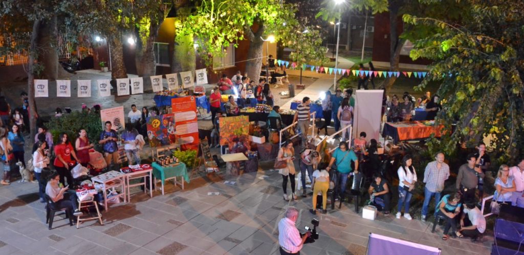Artistas y organizaciones sociales participaron de “Mi Facultad por la Memoria” en Humanidades