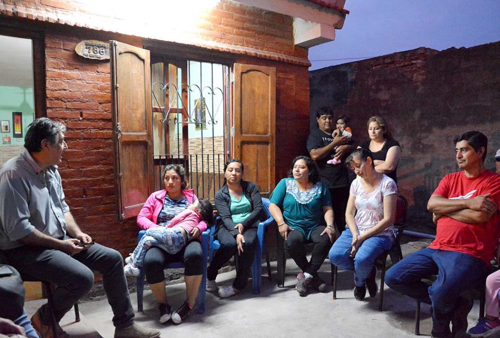 Vecinos y autoridades planificaron mejoras para el barrio Banfield