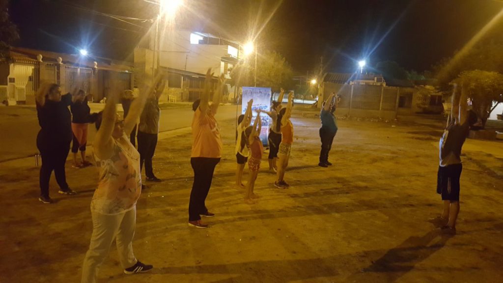 Invitan a las clases de ritmos latinos en el barrio Dorrego