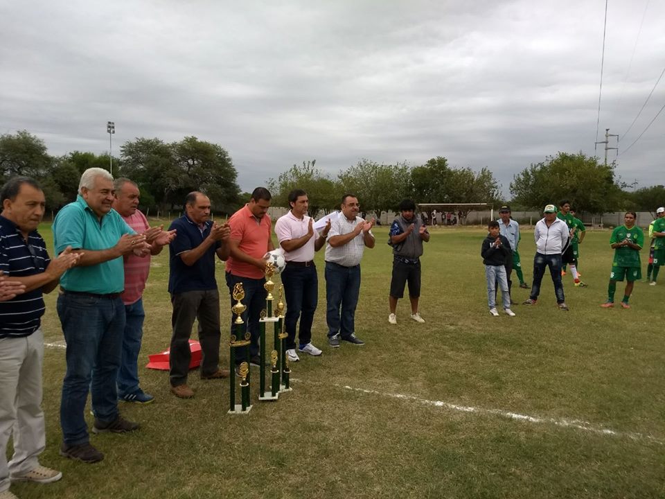 La Liga de Fútbol de La Dársena inició con una masiva convocatoria