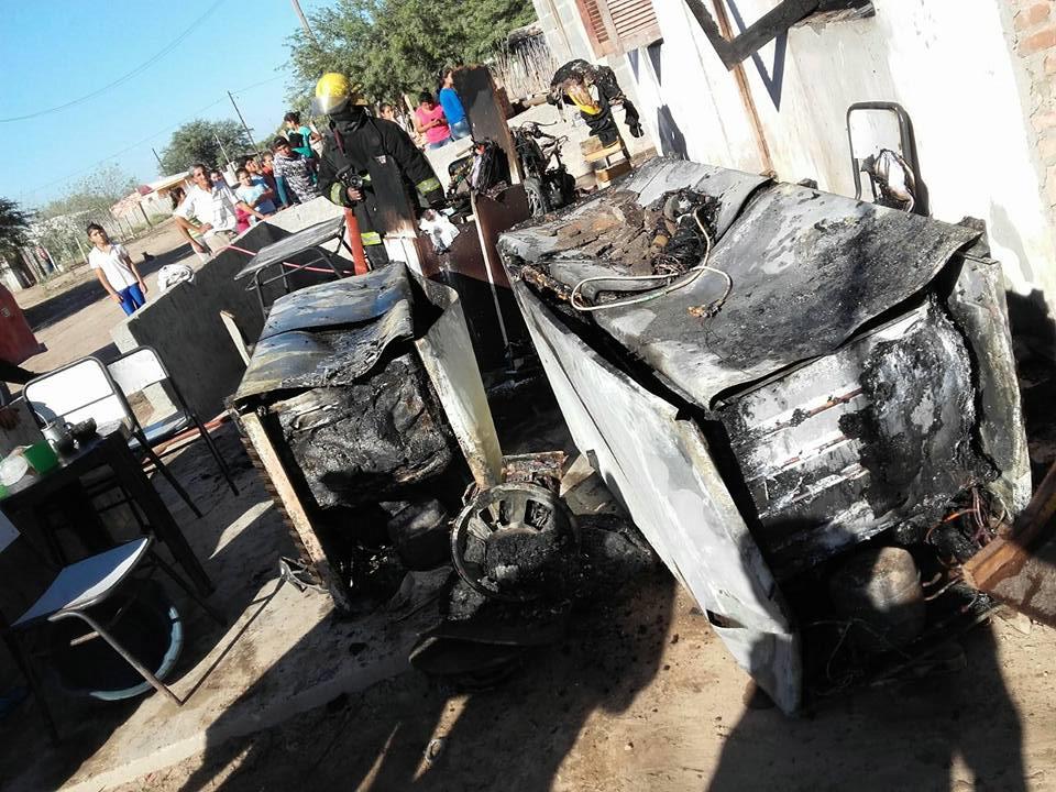 Clodomira: Ayuda para una familia que sufrió graves pérdidas en un incendio