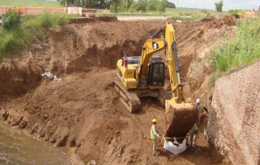 Aprobaron obras hídricas, energéticas y mejoramiento de caminos para la provincia