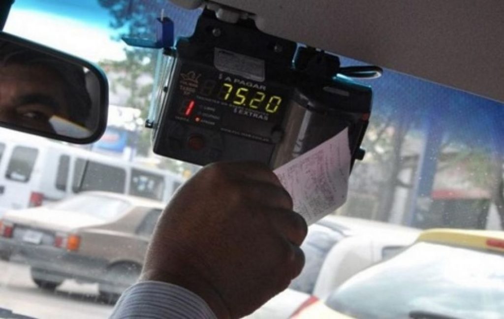 Desde la hora 0, rigen las nuevas tarifas de taxis y radiotaxis en Capital Desde la hora 0, rigen las nuevas tarifas de taxis y radiotaxis en Capital