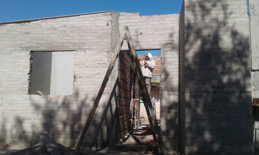 Avanza la construcción de viviendas sociales para familias de El Dean