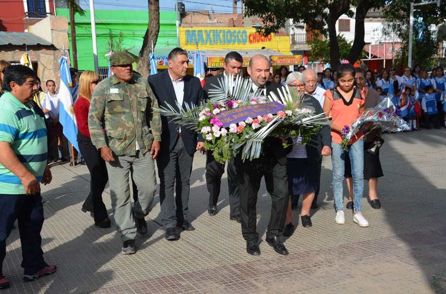 “Brindamos nuestro respeto y agradecimiento al sacrificio que realizaron nuestros soldados”