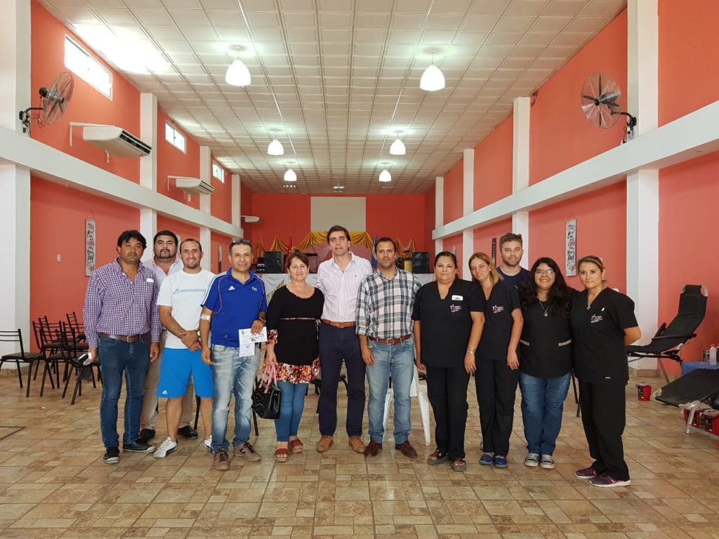 Más de 50 personas donaron sangre para salvar la vida de un joven termense Más de 50 personas donaron sangre para salvar la vida de un joven termense