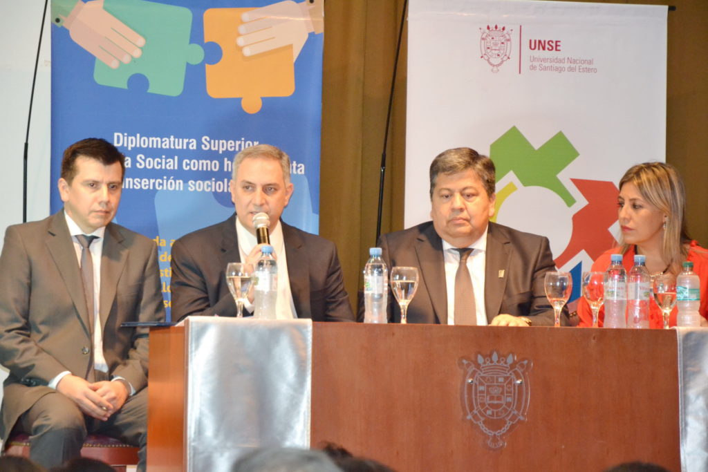 Humanidades y Gobierno firmaron un acuerdo  para promover la formación en economía social