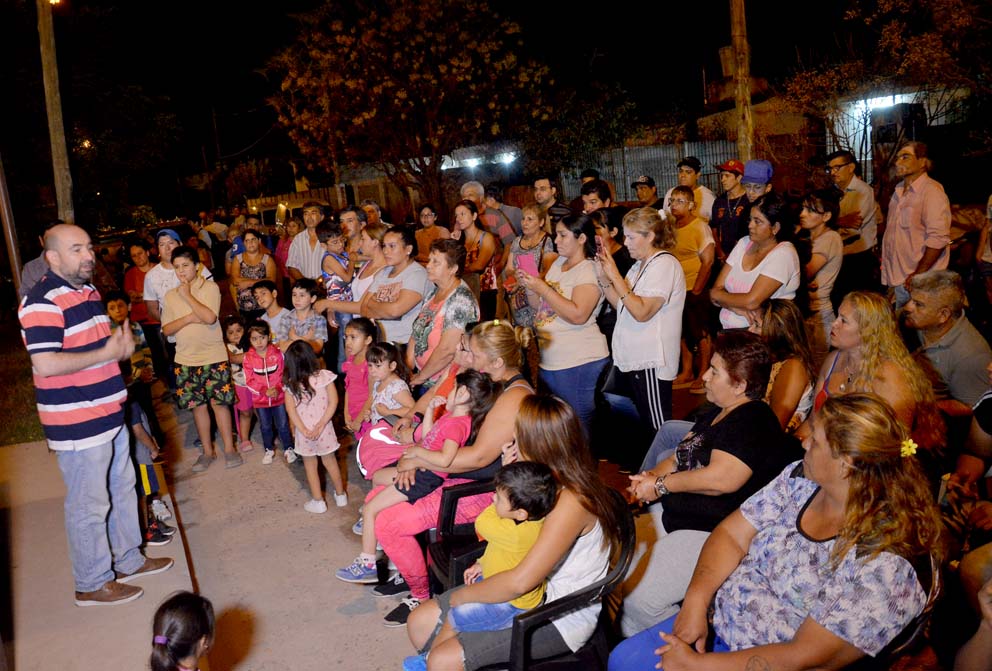 Mirolo mantuvo reuniones con vecinos de dos barrios