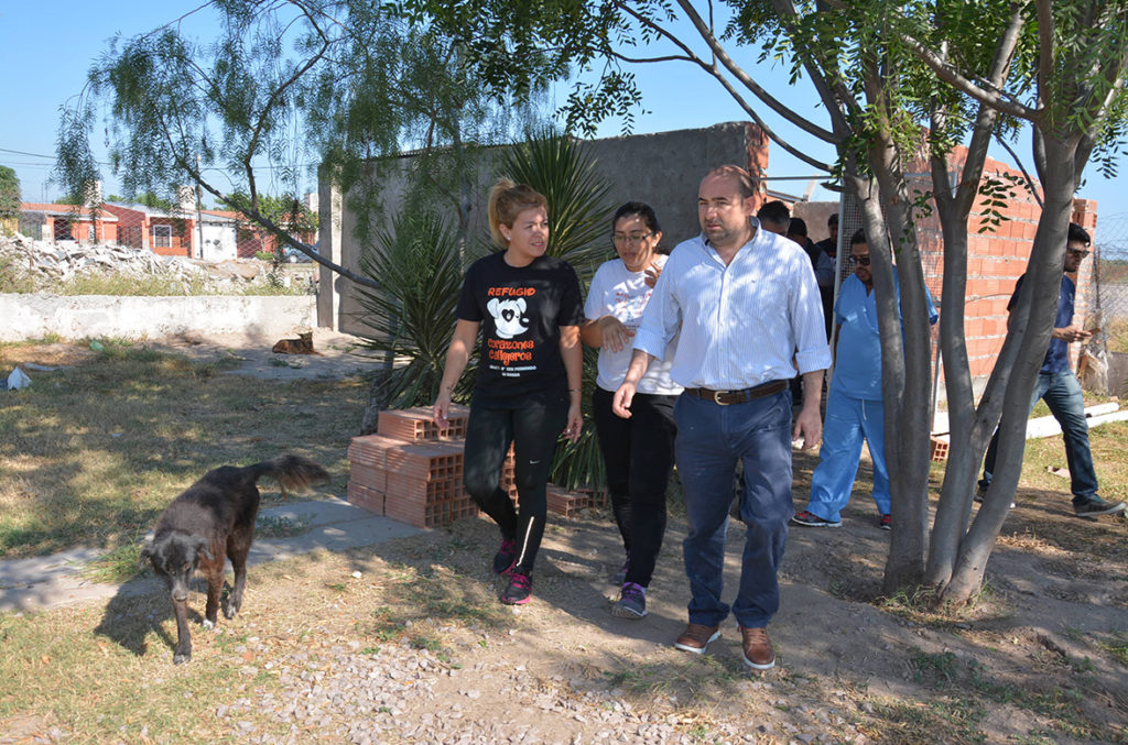 Mirolo recorrió el Centro de Sanidad Animal