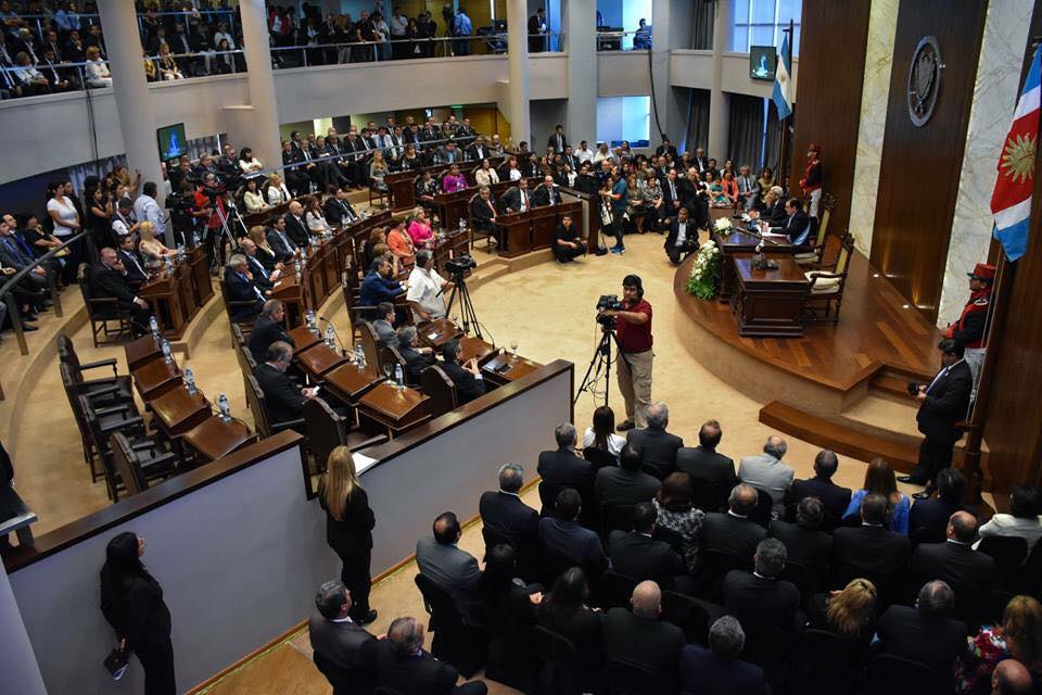 Zamora anunció la construcción y refacción de escuelas, una cárcel, viviendas, caminos y rutas Zamora anunció la construcción y refacción de escuelas, una cárcel, viviendas, caminos y rutas