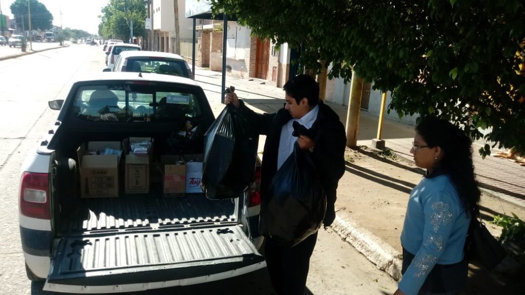 Decomisaron produmercadería con fecha de vencimiento de los años 2013 y 2015 Decomisaron produmercadería con fecha de vencimiento de los años 2013 y 2015