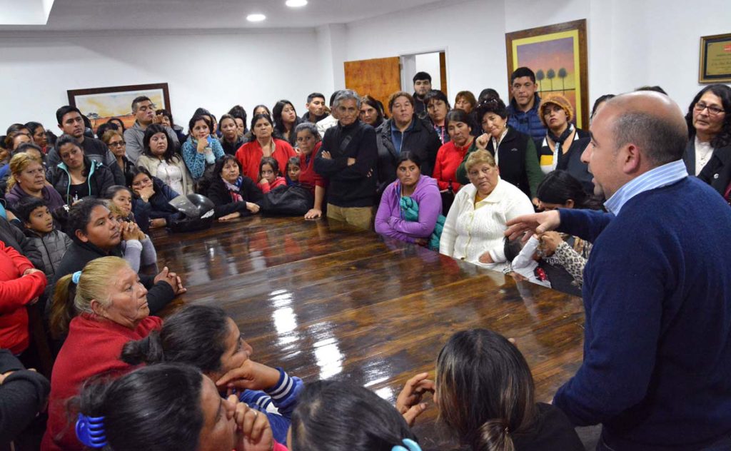 Feriantes de Avenida Besares aceptaron ser reubicados