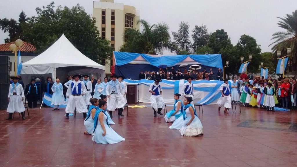 Invitan a la Velada de Gala y al Acto por el Día de la Independencia