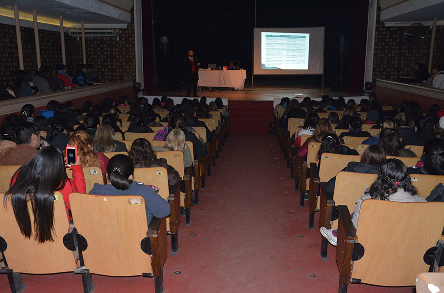Se realizó con éxito la Primera Jornada de Tecnología de Vanguardia Aplicada en Educación