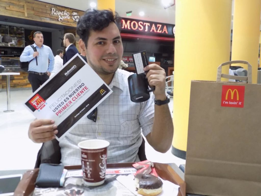 Fue el primer cliente de McDonald´s y ganó combos gratis por dos años