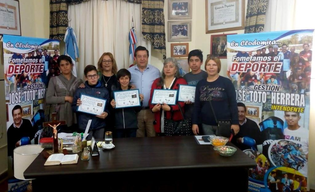 Jóvenes clodomirenses se destacaron en los Juegos Evita