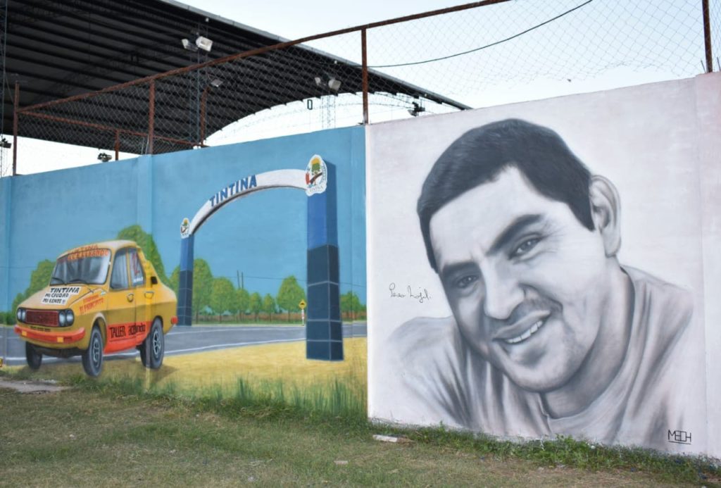 Con un imponente mural, Tintina recordó a su querido campeón