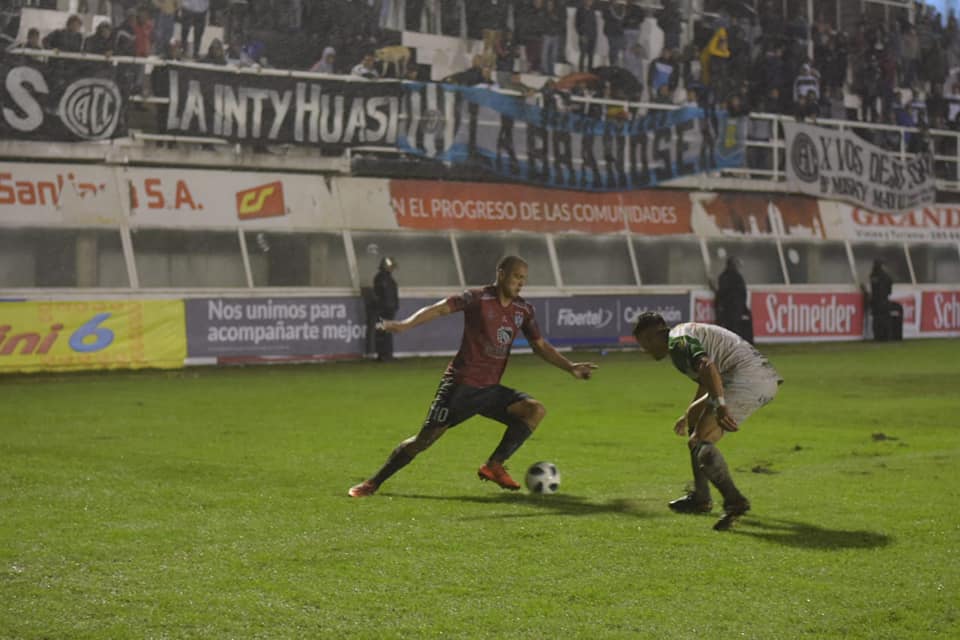 Central Córdoba fue superior pero no pudo con Nueva Chicago