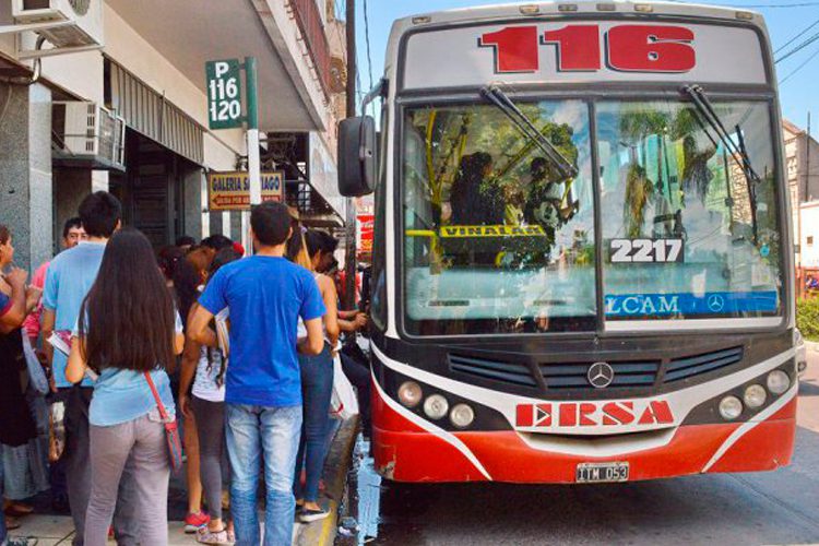 Conflicto sin solución: Amenazan con extender la reducción horaria en colectivos