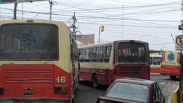 Ex usuarios de la Línea 25 exigen una solución a la falta de transporte